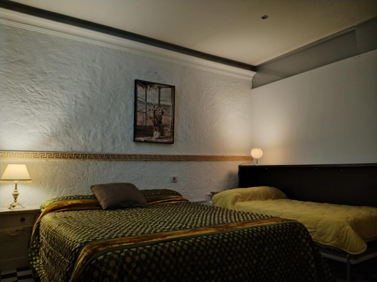 Tu Mansion Guest House นาวาลการ์เนโณ ภายนอก รูปภาพ