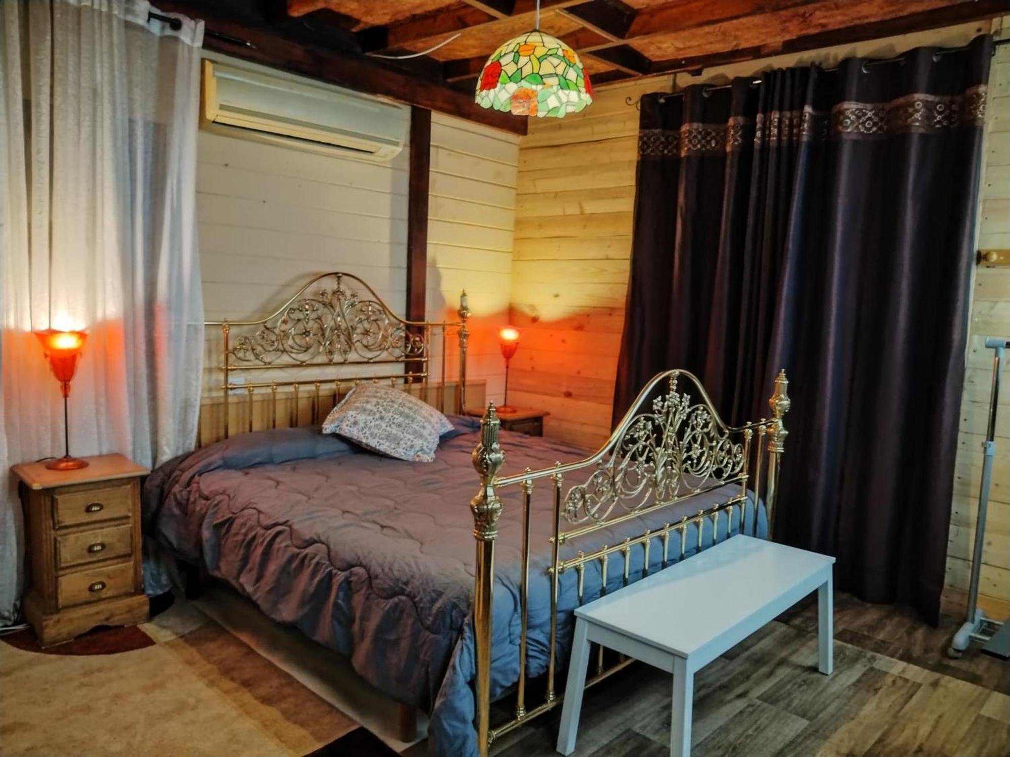 Tu Mansion Guest House นาวาลการ์เนโณ ภายนอก รูปภาพ